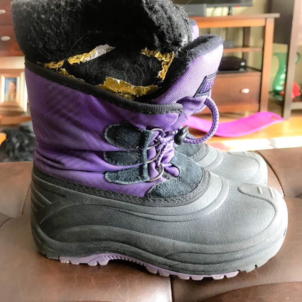 Ranger Girls Size 2 Winter Boots